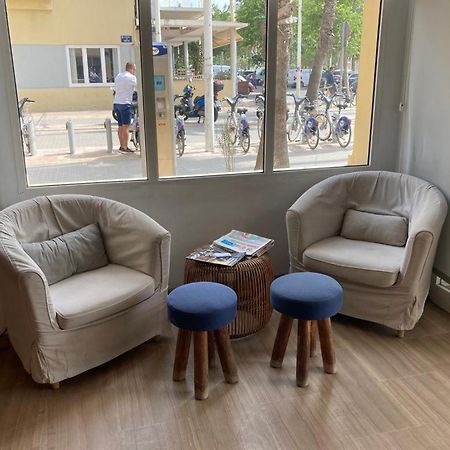 Malvarrosa Beach Rooms Valencia Ngoại thất bức ảnh