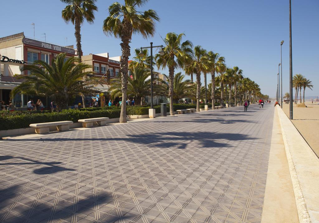 Malvarrosa Beach Rooms Valencia Ngoại thất bức ảnh